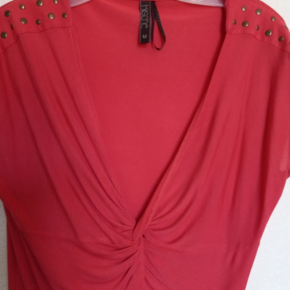 KISCHE low v-neck shoulder studs. M/L 100% rayon soft and sexy burnt orange nwot - Picture 2 of 6
